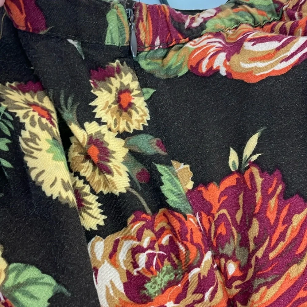 White Stag brown floral skirt - Picture 6 of 6